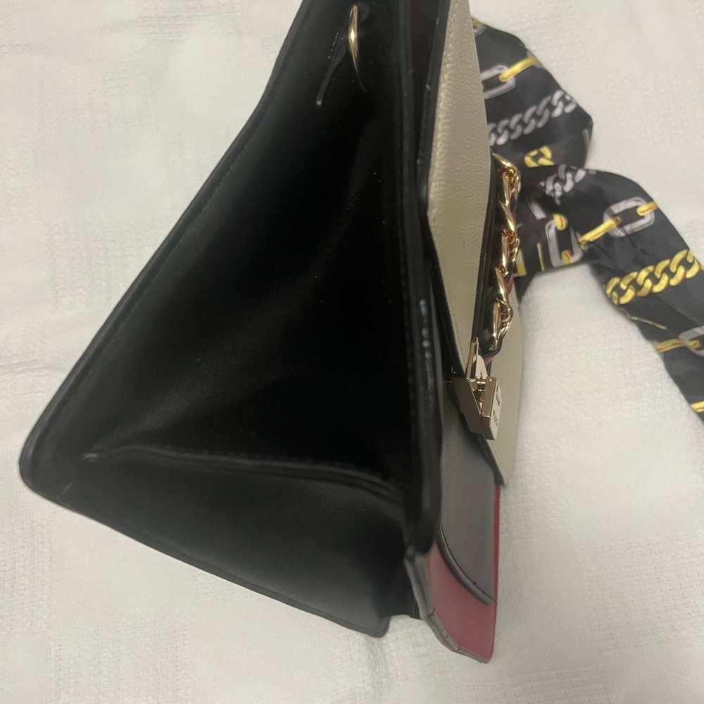 Elegant Black and Red Women's Bag